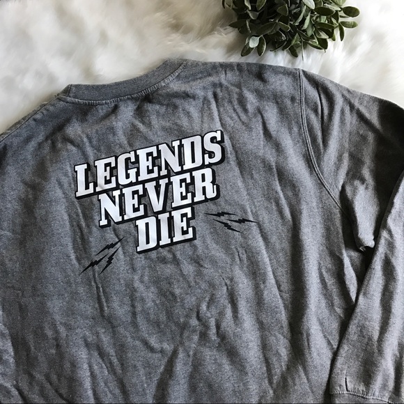 illest Other - Illest}• Men's grey crewneck sweater